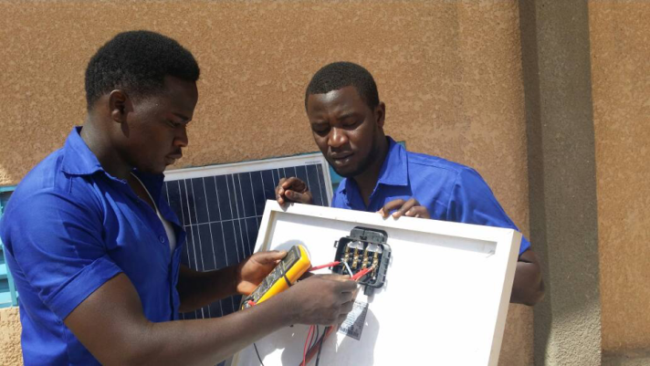 Formation technique de 1 995 jeunes déscolarisés et non scolarisés