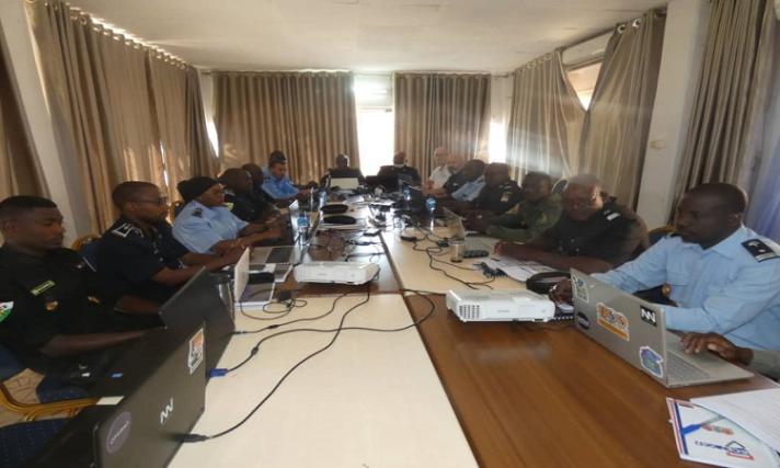 Formation de 15 fonctionnaires de police en service à la Division des Investigations Spéciales de la Direction de la Surveillance du Territoire Formation de 15 fonctionnaires de police en service à la Division des Investigations Spéciales de la Direction de la Surveillance du Territoire