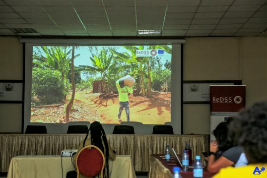 Au cœur de la résilience : Illuminer les réussites des personnes Affectées par les déplacements forcés ©ReDSS-GL. Photo credit ATSA Creative.