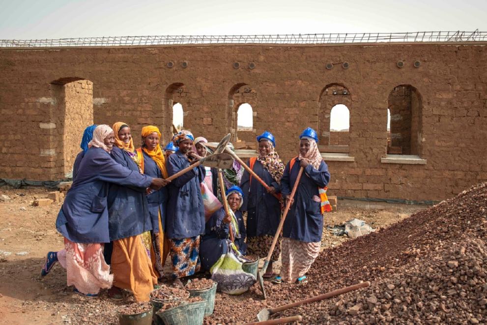 PECOBAT et PROMOPECHE_Expo Des emplois qui changent des vies