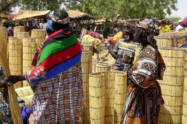 Femmes Peuls à Gorom Gorom au Burkina