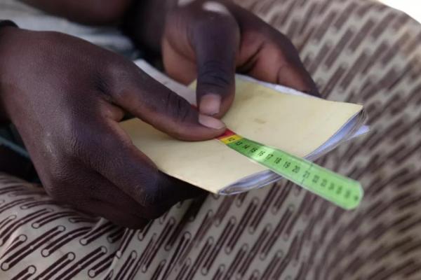 Identifier la malnutrition pour soulager plus rapidement les enfants malades au Burkina Faso